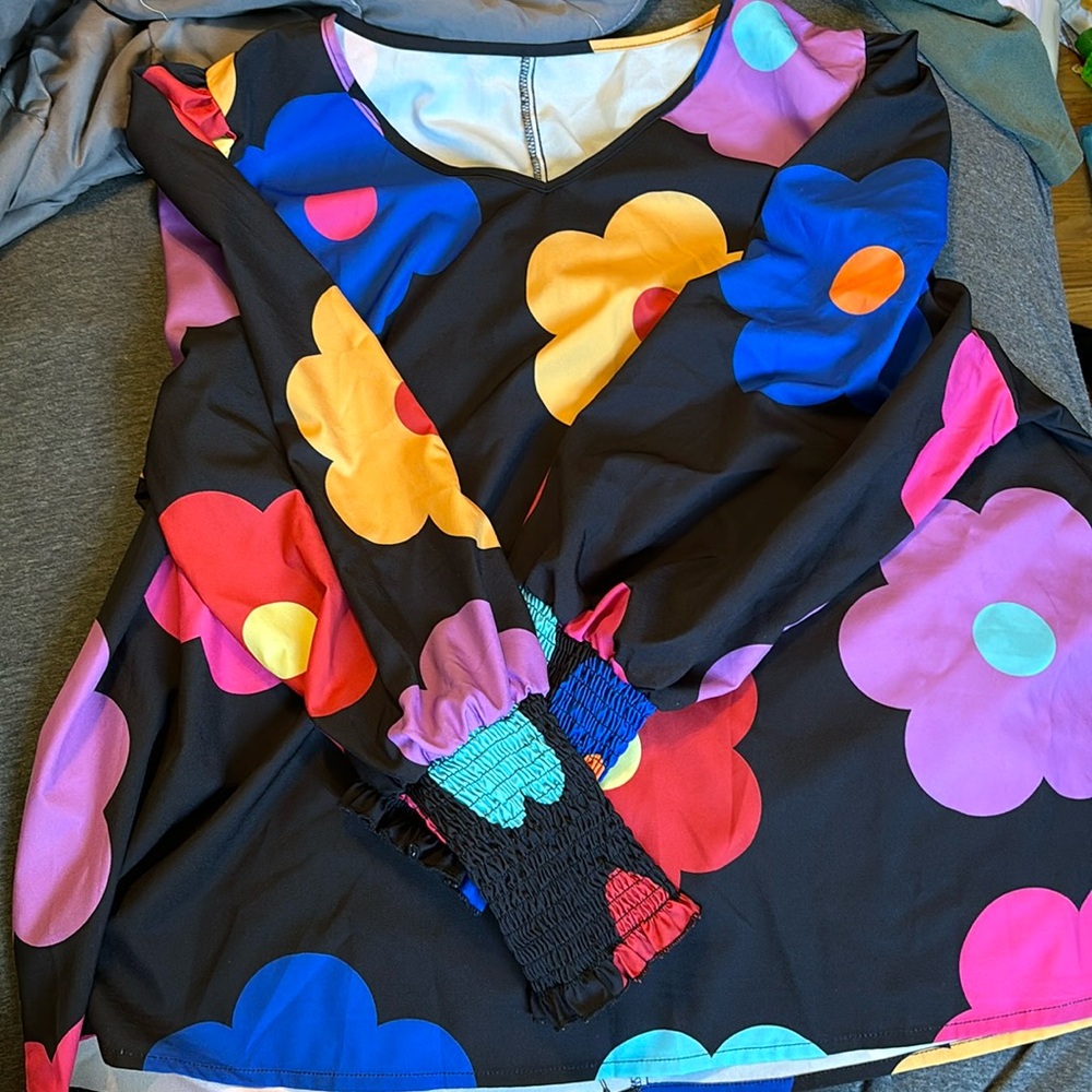 Long sleeve flower shirt